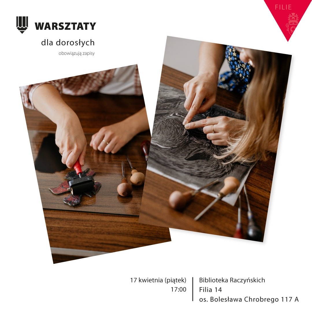 Obrazek do wydarzenia. Fotografie osób pracujących prawdopodobnie nad linorytem. Zbliżenie na dłonie, jedna rozwałkowuje kwiatowy motyw, druga pracuje nad detalami wizerunku zwierzęcia.