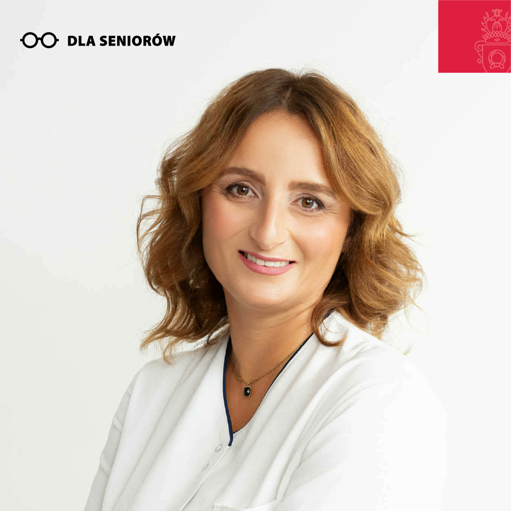 Obrazek do wydarzenia, fotografia uśmiechniętej kobiety w białym fartuchu lekarskim.